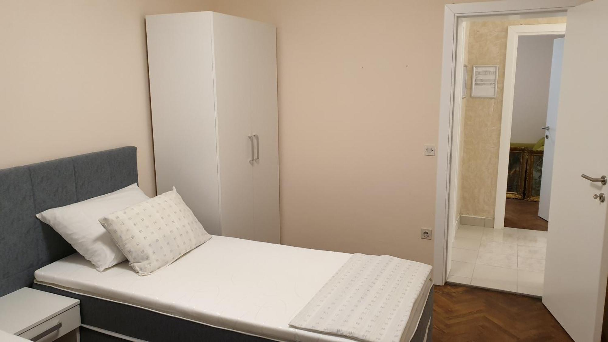 Apartments And Rooms With Parking Space Hvar - 15378 흐바르 객실 사진