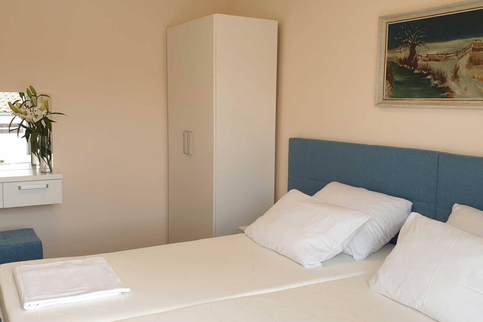 Apartments And Rooms With Parking Space Hvar - 15378 흐바르 객실 사진